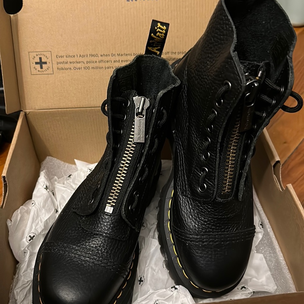 Dr. Martens (Sinclair)